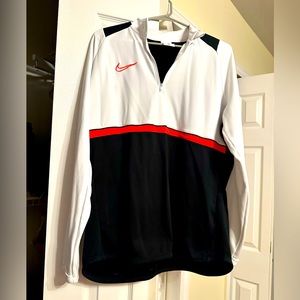 NIKE 1/4 zip